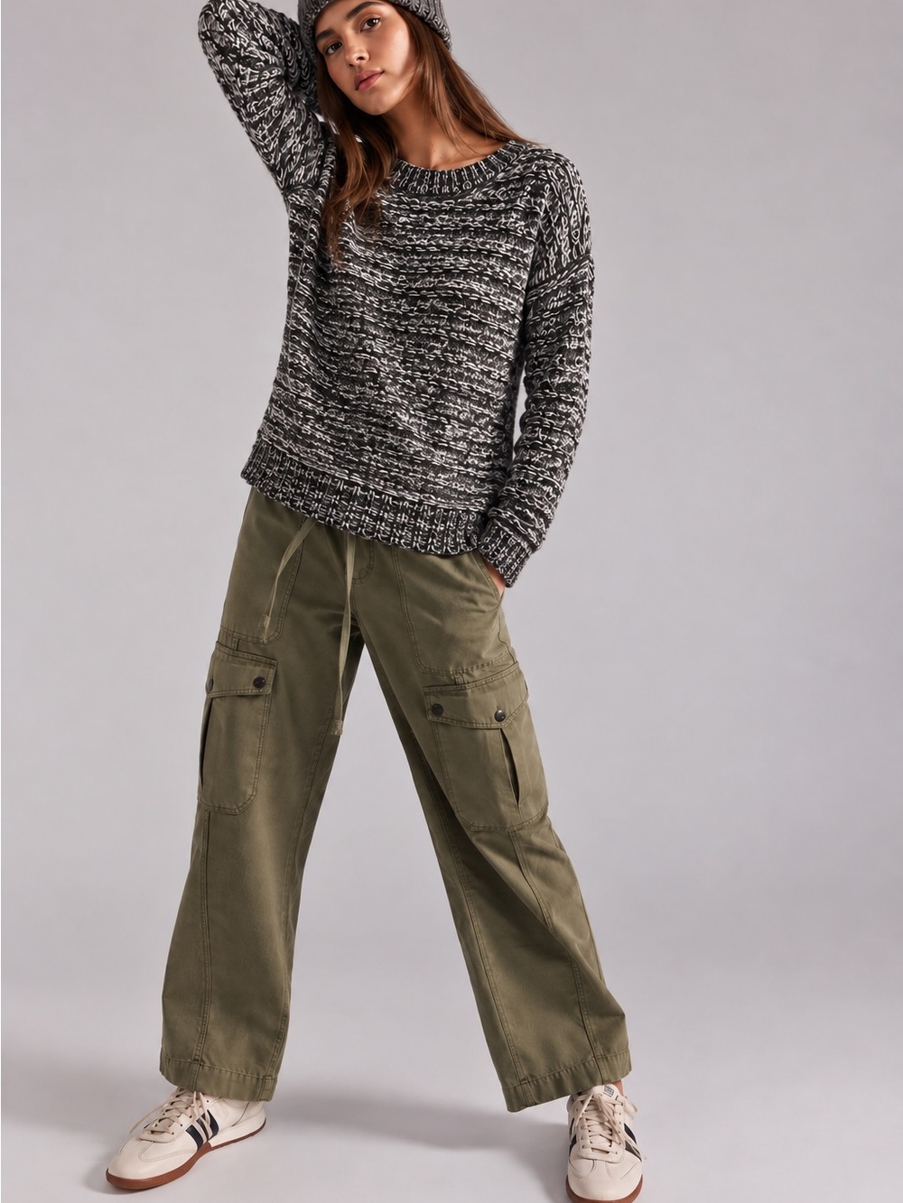RW&CO. Marled Crew Neck Sweater Size Small